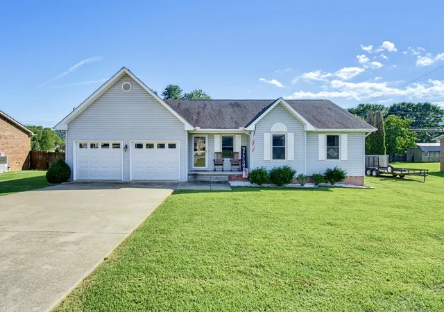Photo 1 of Single family home for sale at 155 Charlene Pl, South Pittsburg, TN 37380 | MLS# 1541482 | Listing updated on 2026-08-31