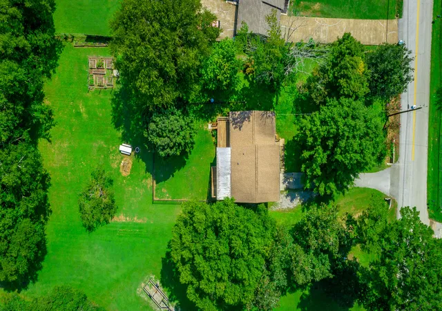 Photo 3 of Single family home for sale at 710 Ogrady Dr, Chattanooga, TN 37419 | MLS# 1541480 | Listing updated on 2026-08-26