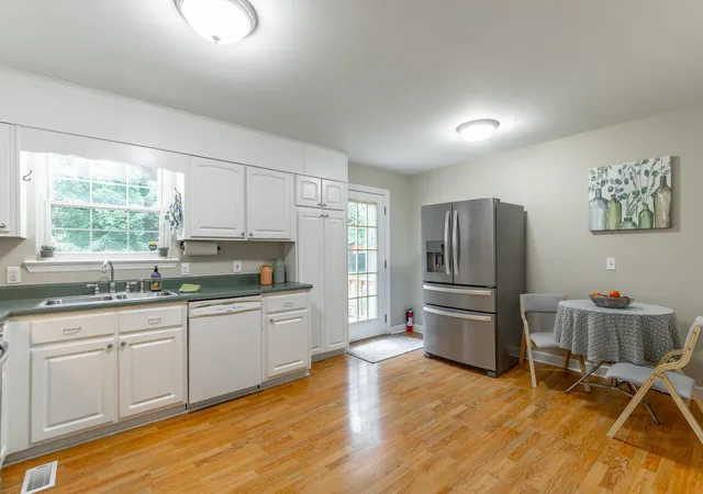 Photo 4 of Single family home for sale at 710 Ogrady Dr, Chattanooga, TN 37419 | MLS# 1541480 | Listing updated on 2026-09-28