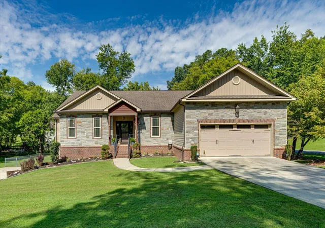 Photo 2 of Single family home for sale at 2356 Gale Ln, Chattanooga, TN 37421 | MLS# 1541566 | Listing updated on 2026-09-14