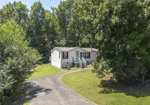 Photo 1 of Single family home for sale at 210 W Meadows Ln Ne, Cleveland, TN 37312 | MLS# 1541426 | Listing updated on 2026-09-14