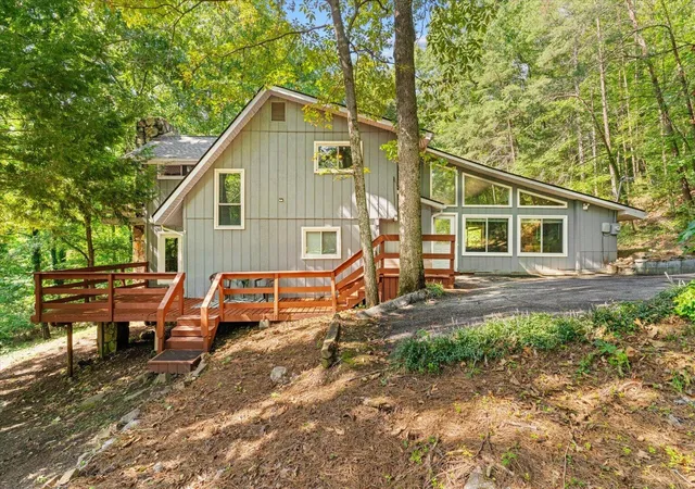 Photo 2 of Single family home for sale at 315 E Randall Rd, Rocky Face, GA 30740 | MLS# 1541429 | Listing updated on 2026-09-07