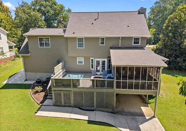 Photo 3 of Sale Pending at 3905 Mount Verd Ln, Ooltewah, TN 37363 | MLS# 1541487 | Listing updated on 2026-09-10