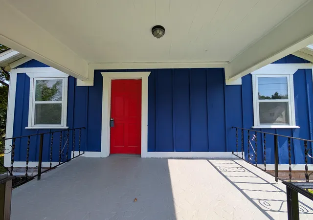 Photo 2 of Single family home for sale at 215 Spruce St, Rossville, GA 30741 | MLS# 1541563 | Listing updated on 2026-08-31