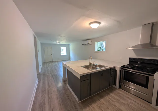 Photo 3 of Single family home for sale at 215 Spruce St, Rossville, GA 30741 | MLS# 1541563 | Listing updated on 2026-08-31