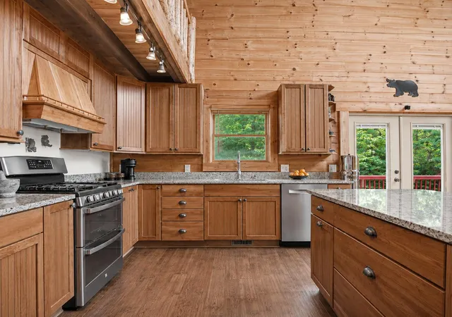 Photo 4 of Single family home for sale at 1730 Hiwassee Rd, Sweetwater, TN 37874 | MLS# 1541484 | Listing updated on 2026-10-01