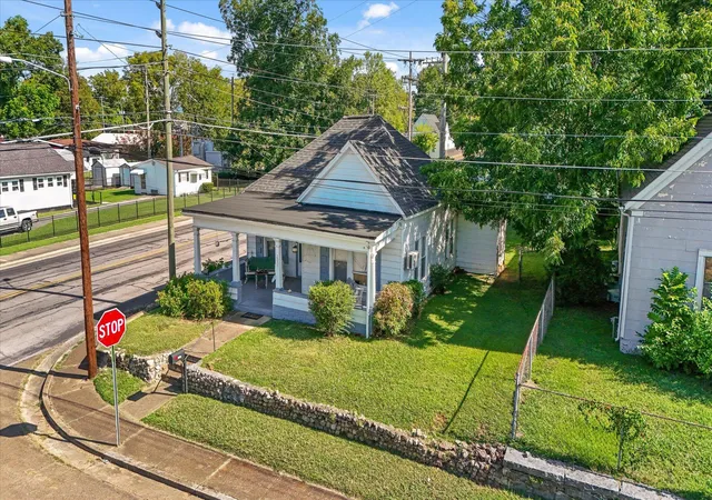Photo 45 of Single family home for sale at 2001 Cooley St, Chattanooga, TN 37406 | MLS# 1541532 | Listing updated on 2026-08-26