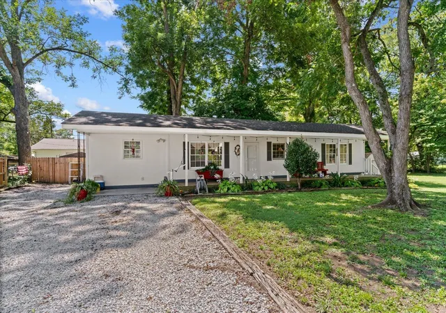 Photo 2 of Single family home for sale at 202 Jordan St, Tunnel Hill, GA 30755 | MLS# 1541602 | Listing updated on 2026-09-11