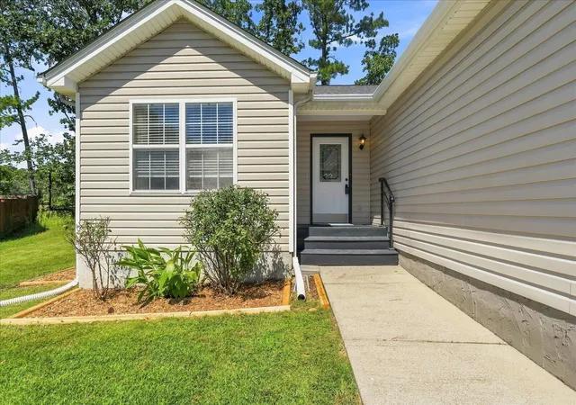 Photo 2 of Single family home for sale at 7525 Remington Ct, Chattanooga, TN 37421 | MLS# 1541807 | Listing updated on 2026-09-15