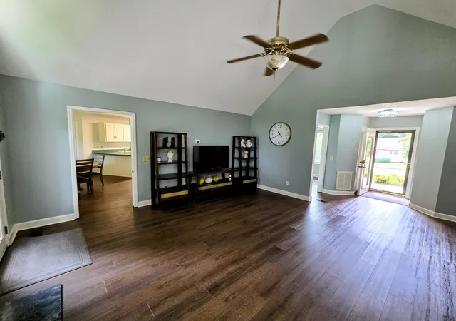 Photo 3 of Sale Pending at 636 Pine Brow Trl, Chattanooga, TN 37421 | MLS# 1541556 | Listing updated on 2026-08-30
