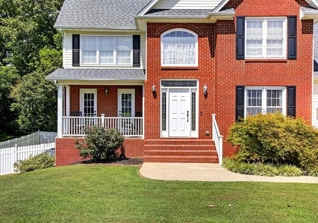 Photo 3 of Single family home for sale at 144 Bartlett Cir Ne, Cleveland, TN 37312 | MLS# 1541545 | Listing updated on 2026-09-14