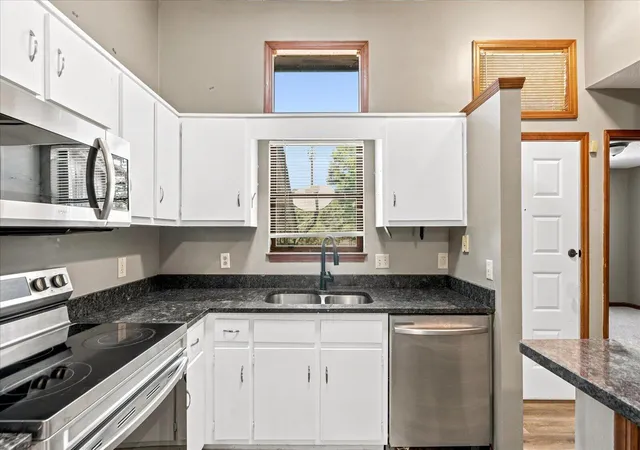 Photo 2 of Sale Pending at 3800 Provence St #10, Chattanooga, TN 37411 | MLS# 1541505 | Listing updated on 2026-09-04