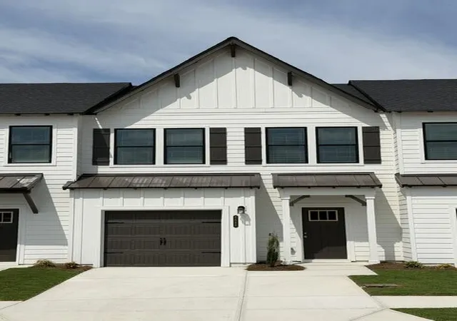 Photo 1 of Sale Pending at 6648 Monarch Cir #56, Hixson, TN 37343 | MLS# 1541511 | Listing updated on 2026-08-26