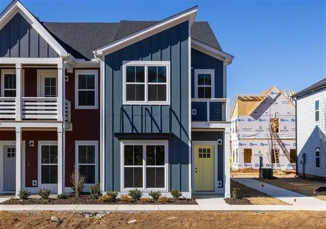 Photo 1 of Townhouse for sale at 1886 Cotton Wy, Chattanooga, TN 37404 | MLS# 1541508 | Listing updated on 2026-08-26