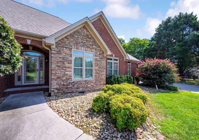Photo 4 of Sale Pending at 9749 Stone Mist Ln, Chattanooga, TN 37421 | MLS# 1541619 | Listing updated on 2026-10-05