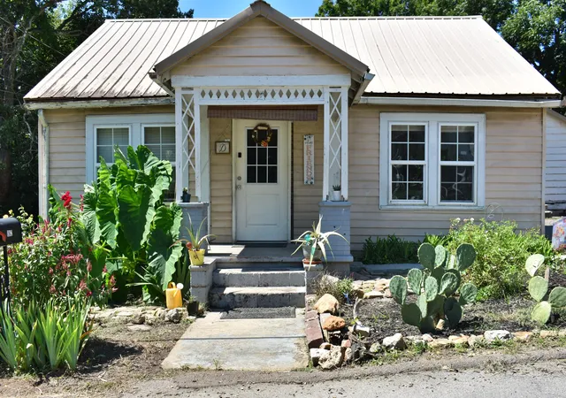 Photo 1 of Single family home for sale at 1512 Adams St, Athens, TN 37303 | MLS# 1541766 | Listing updated on 2026-09-24