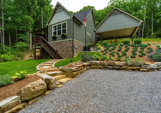Photo 4 of Single family home for sale at 707 Brier Branch Rd, Graysville, TN 37338 | MLS# 1541570 | Listing updated on 2026-08-27