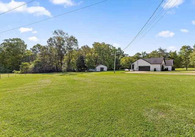 Photo 3 of Sale Pending at 5642 Old Hunter Rd, Ooltewah, TN 37363 | MLS# 1541644 | Listing updated on 2026-08-31