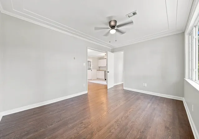 Photo 3 of Sale Pending at 414 Haney Dr, Chattanooga, TN 37411 | MLS# 1541561 | Listing updated on 2026-09-25