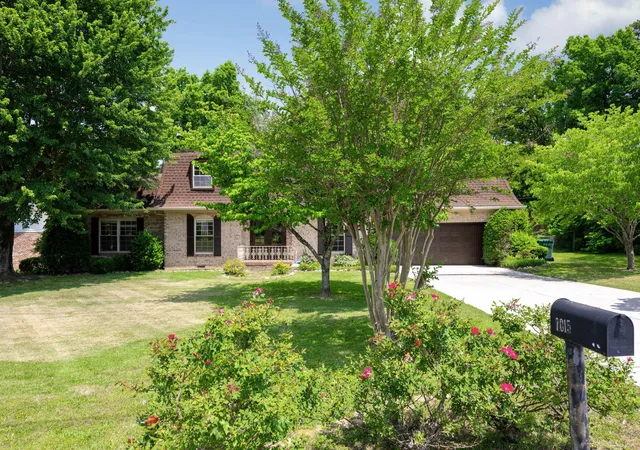 Photo 2 of Single family home for sale at 7015 Leslie Dell Ln, Chattanooga, TN 37421 | MLS# 1541578 | Listing updated on 2026-08-31