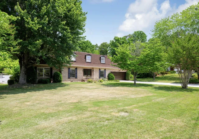 Photo 3 of Single family home for sale at 7015 Leslie Dell Ln, Chattanooga, TN 37421 | MLS# 1541578 | Listing updated on 2026-09-30