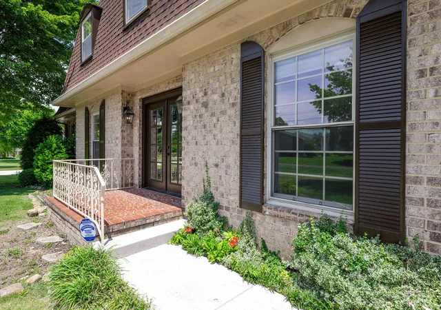 Photo 4 of Single family home for sale at 7015 Leslie Dell Ln, Chattanooga, TN 37421 | MLS# 1541578 | Listing updated on 2026-09-30