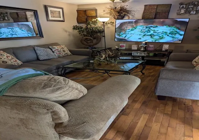 Photo 3 of Single family home for sale at 1114 Greenwood Rd, Chattanooga, TN 37411 | MLS# 1541586 | Listing updated on 2026-08-27