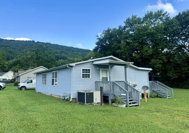 Photo 1 of Multi family home for sale at 407 Hotwater Rd, Soddy Daisy, TN 37379 | MLS# 1541669 | Listing updated on 2026-08-28