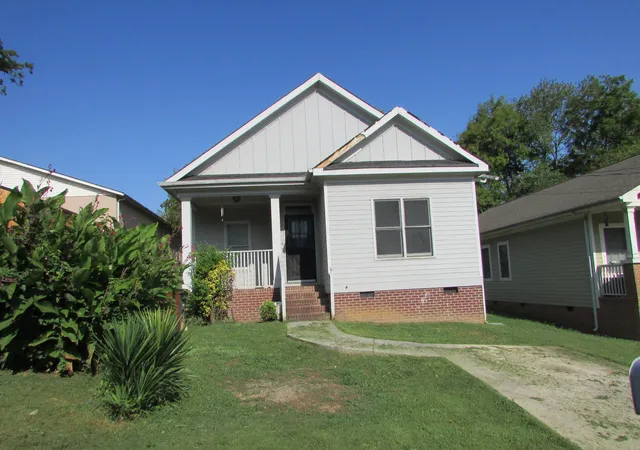 Photo 1 of Single family home for sale at 2619 Carr St, Chattanooga, TN 37408 | MLS# 1541598 | Listing updated on 2026-08-28