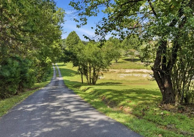 Photo 4 of Single family home for sale at 933 Halls Valley Rd, Trion, GA 30753 | MLS# 1541728 | Listing updated on 2026-09-17
