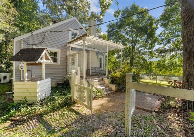 Photo 3 of Single family home for sale at 1034 Mill Creek Rd, Rocky Face, GA 30740 | MLS# 1541642 | Listing updated on 2026-08-28