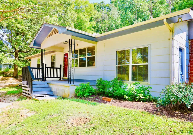 Photo 1 of Single family home for sale at 697 Newt Johnson Rd, Chickamauga, GA 30707 | MLS# 1541808 | Listing updated on 2026-08-31