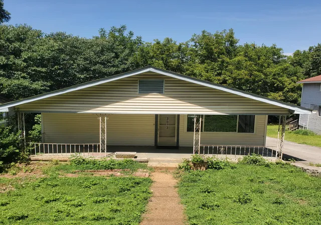 Photo 1 of Single family home for sale at 3573 Dodson Ave, Chattanooga, TN 37406 | MLS# 1541676 | Listing updated on 2026-09-01