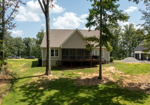 Photo 2 of Single family home for sale at 106 Goose Ln, Soddy Daisy, TN 37379 | MLS# 1541711 | Listing updated on 2026-09-21