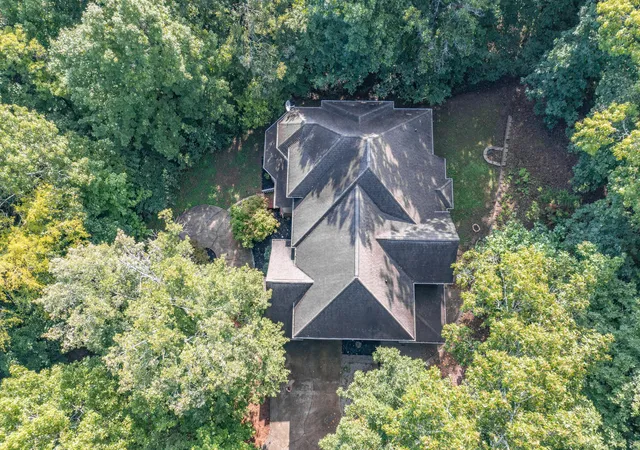 Photo 3 of Single family home for sale at 8820 Kelso Ln, Chattanooga, TN 37421 | MLS# 1541713 | Listing updated on 2026-10-28