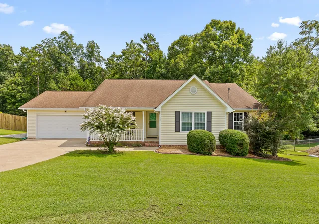 Photo 1 of Sale Pending at 40 Dusty Ridge Trl, Ringgold, GA 30736 | MLS# 1541693 | Listing updated on 2026-09-04