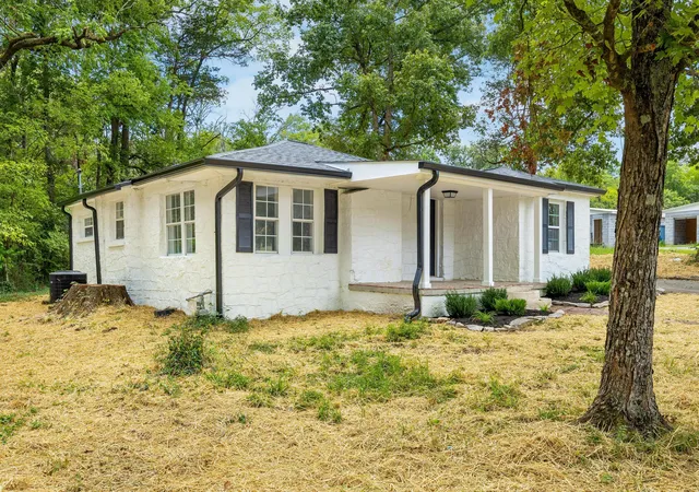 Photo 4 of Single family home for sale at 1833 Hwy 341 Ga, Chickamauga, GA 30707 | MLS# 1541686 | Listing updated on 2026-09-10