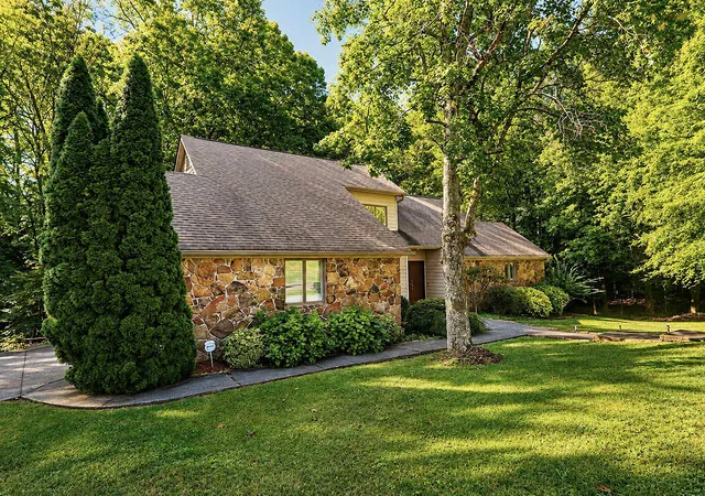 Photo 2 of Single family home for sale at 113 Birdie Ct Nw, Cleveland, TN 37312 | MLS# 1541700 | Listing updated on 2026-09-15