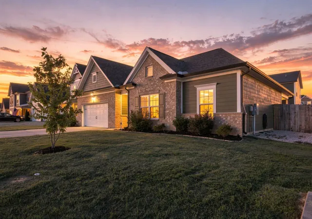 Photo 2 of Sale Pending at 31 Winchester Dr, Rossville, GA 30741 | MLS# 1541771 | Listing updated on 2026-09-02