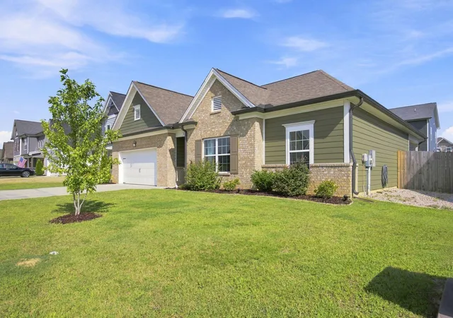 Photo 3 of Sale Pending at 31 Winchester Dr, Rossville, GA 30741 | MLS# 1541771 | Listing updated on 2026-09-02