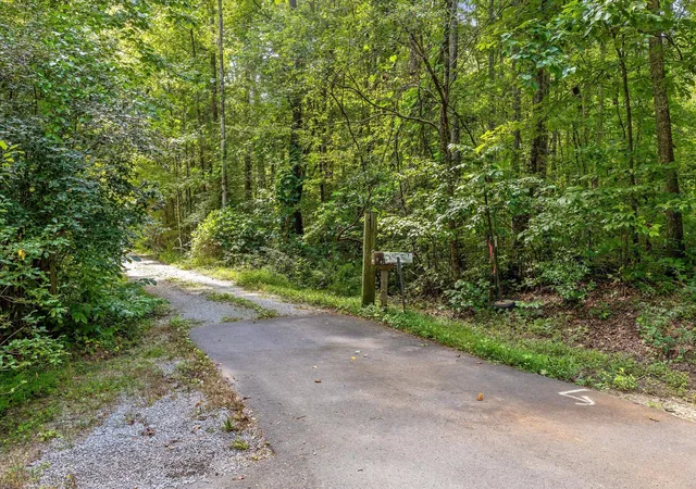 Photo 2 of Land for sale at 2223 Laurel St, Signal Mountain, TN 37377 | MLS# 1541804 | Listing updated on 2026-09-02