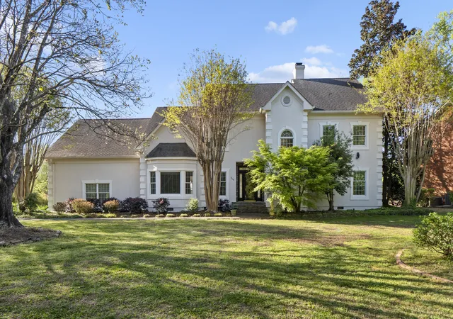 Photo 1 of Single family home for sale at 1160 Heritage Landing Dr, Chattanooga, TN 37405 | MLS# 1541704 | Listing updated on 2026-09-12
