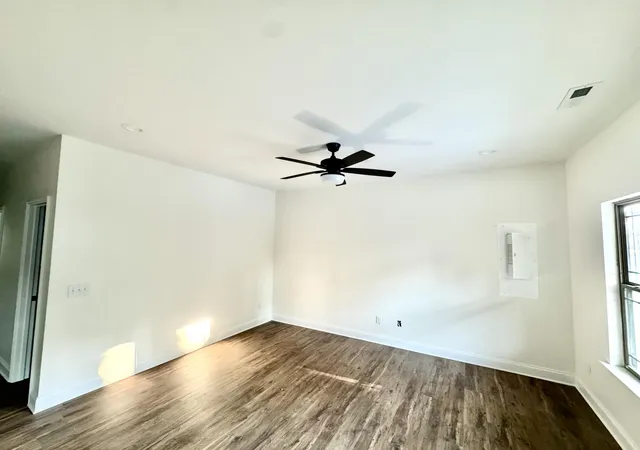 Photo 4 of Single family home for sale at 406 Hall St, La Fayette, GA 30728 | MLS# 1541740 | Listing updated on 2026-08-29