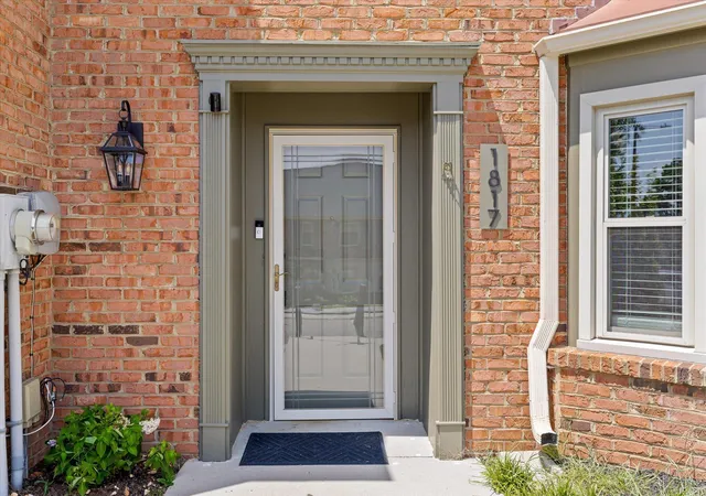 Photo 3 of Townhouse for sale at 1817 Georgetown Ln, Chattanooga, TN 37421 | MLS# 1541736 | Listing updated on 2026-10-19