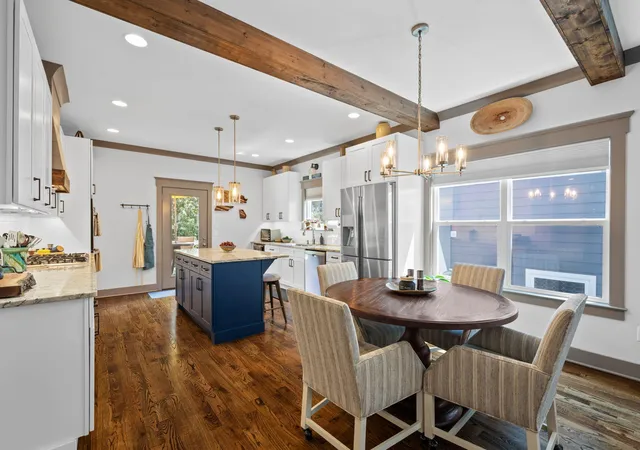 Photo 3 of Single family home for sale at 504 Oliver St, Chattanooga, TN 37405 | MLS# 1541752 | Listing updated on 2026-09-04