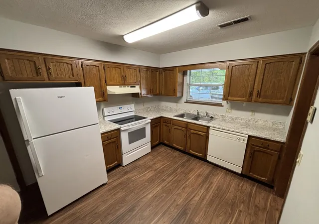 Photo 4 of House for sale at 9522 Fuller Rd, Chattanooga, TN 37421 | MLS# 1541859 | Listing updated on 2026-09-06