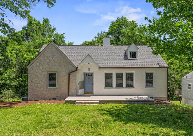 Single family home for sale at 134 Alden Ave, Chattanooga, TN 37405 | MLS# 1541757