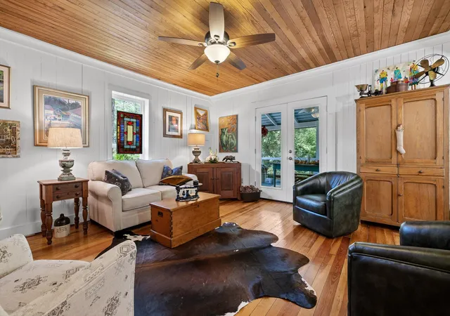 Photo 2 of Single family home for sale at 592 Cutler Ave, Mentone, AL 35984 | MLS# 1541775 | Listing updated on 2026-08-31