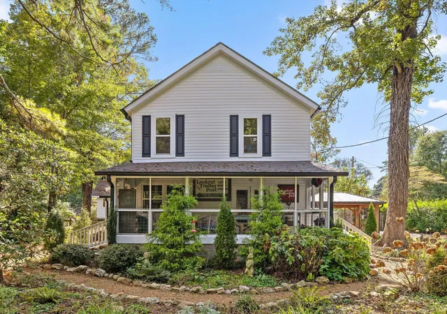 Photo 4 of Single family home for sale at 592 Cutler Ave, Mentone, AL 35984 | MLS# 1541775 | Listing updated on 2026-10-15