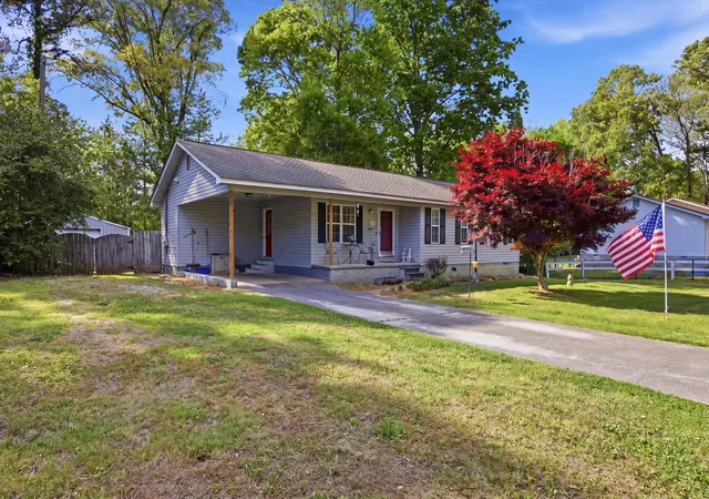 Photo 1 of Single family home for sale at 555 Corvette Dr, Chatsworth, GA 30705 | MLS# 1541850 | Listing updated on 2026-08-31